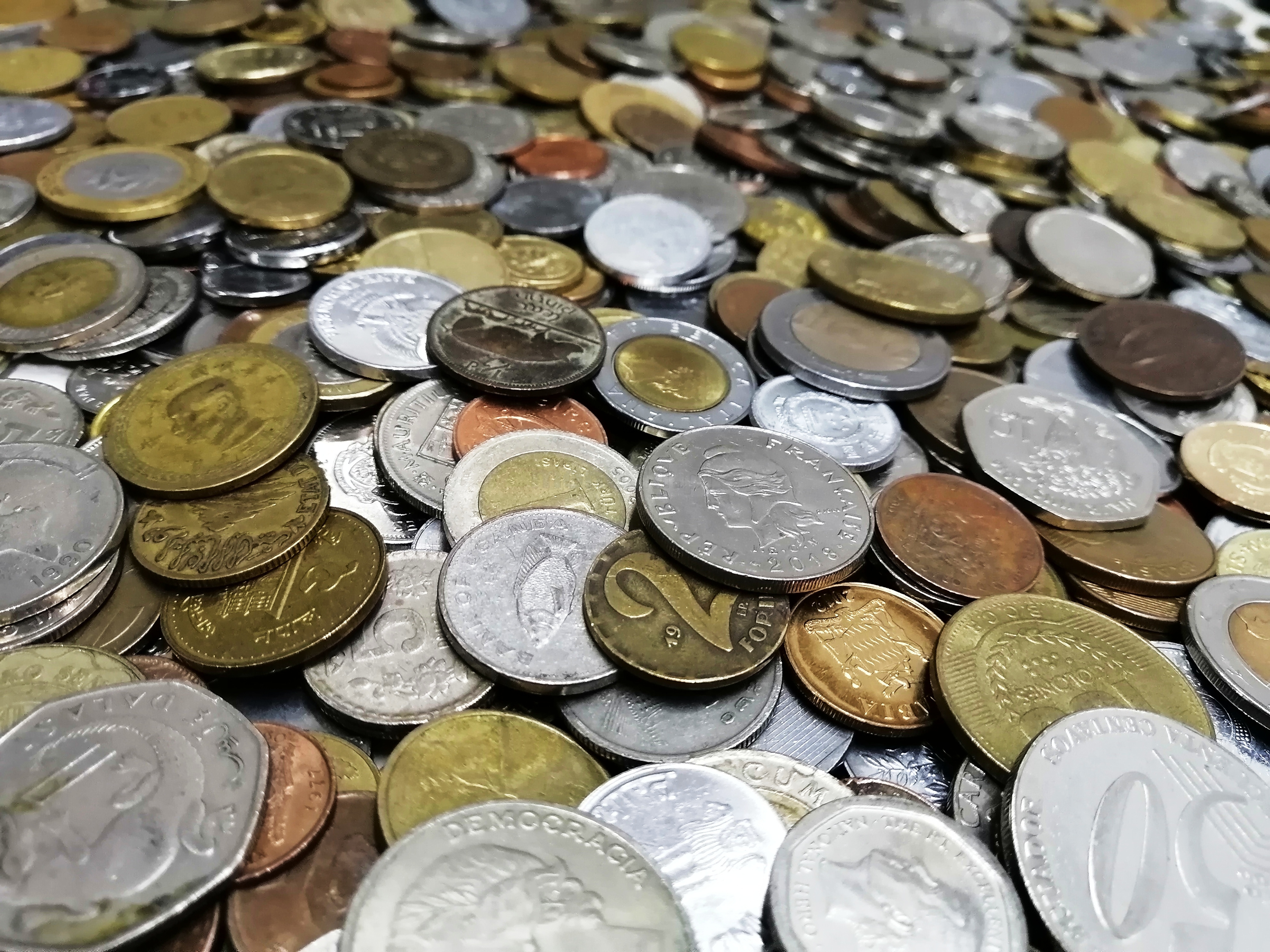 Миксы монет на вес по 1 кг. Содержание экзотики 50%., фото , изображение 7