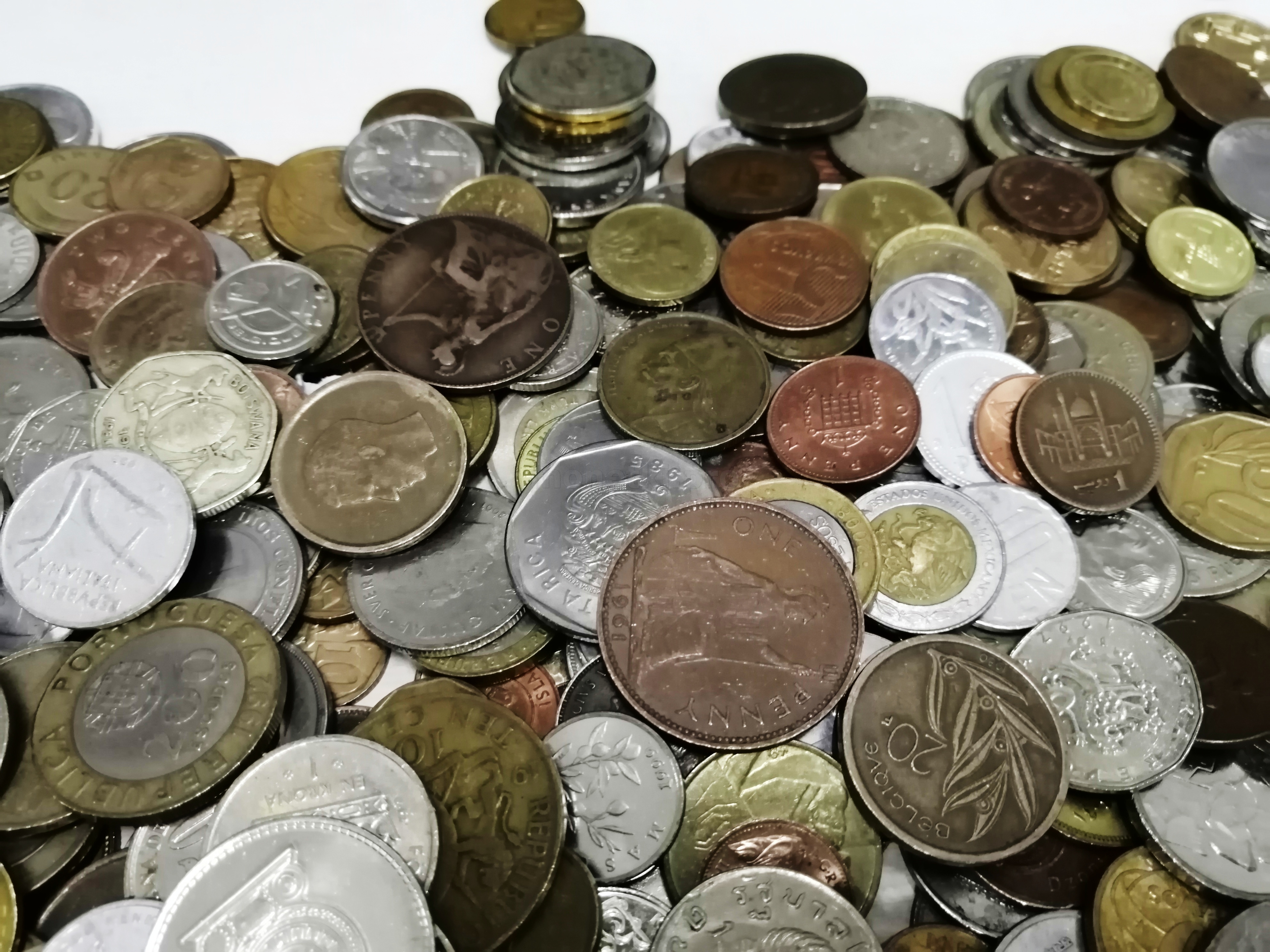 Миксы монет на вес по 1 кг. Содержание экзотики 50%., фото , изображение 4